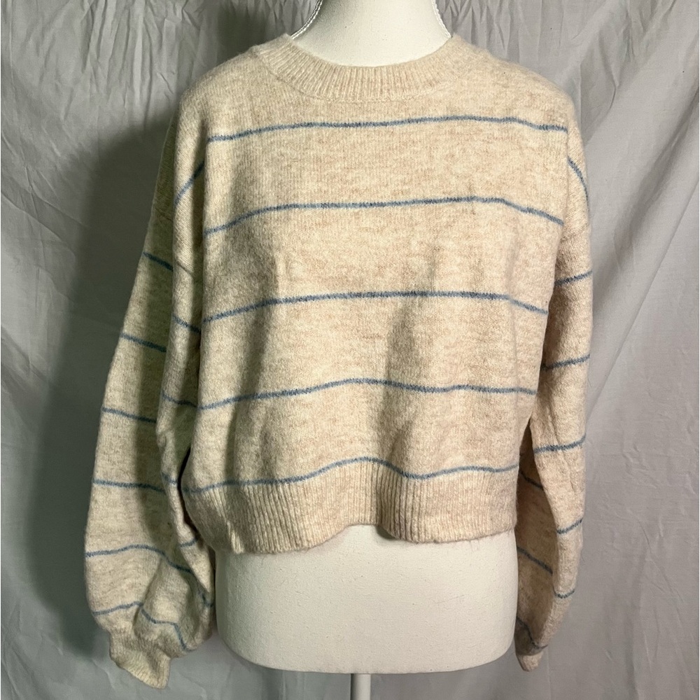 Striped cropped sweater size L
